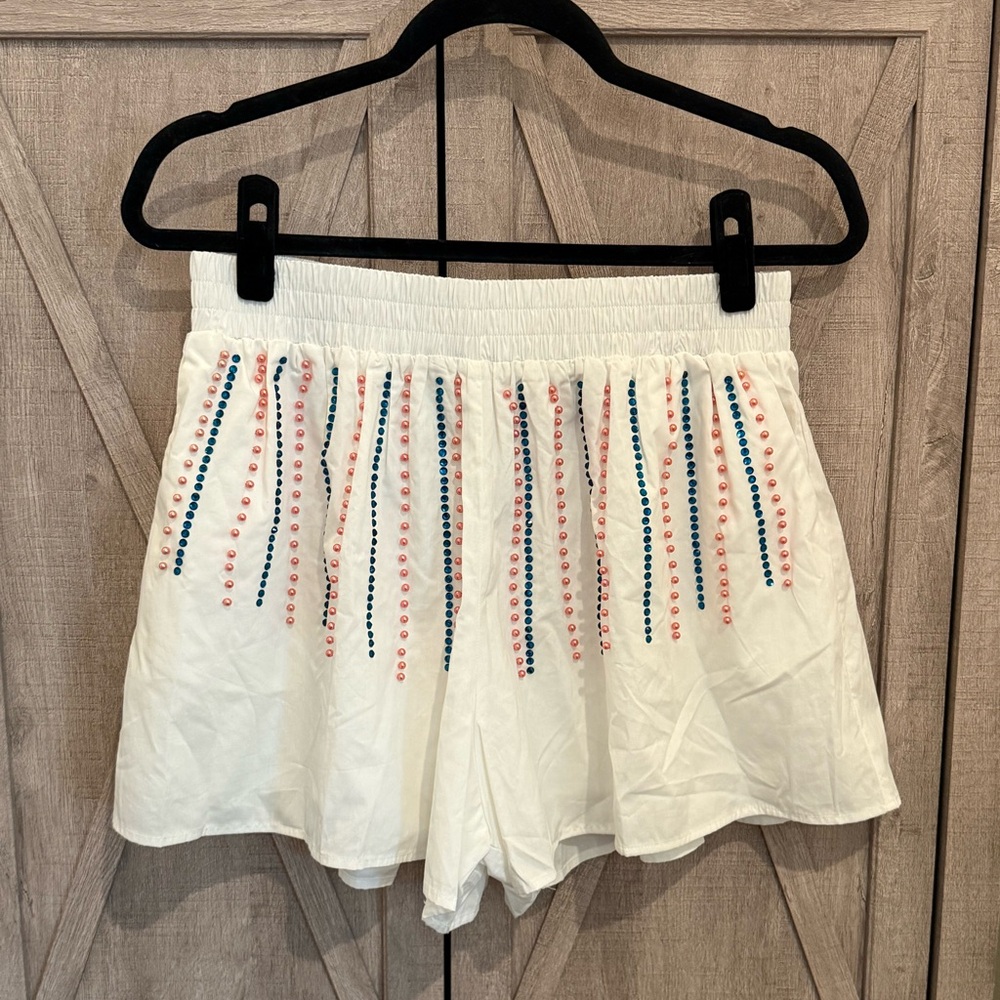QUEEN OF SPARKLES White Shorts with Pink and Blue Beaded Accents NWT